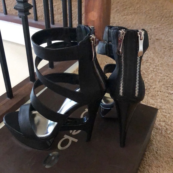 Sophisticated  Bebe shoes - Picture 7 of 8